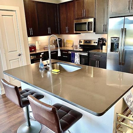 Beautiful 3 Bedroom Apartment 브라이언 외부 사진